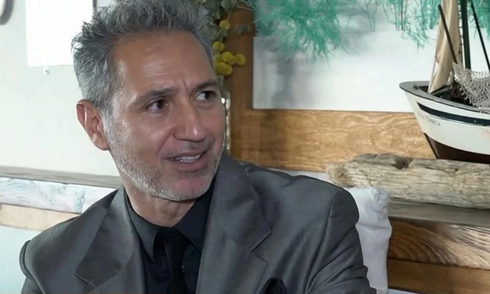 Δημήτρης Κόκοτας: Σε κρίσιμη κατάσταση ο τραγουδιστής